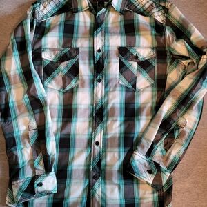 Helix Men's Casual Button Down Shirt - Green and Black Plaid